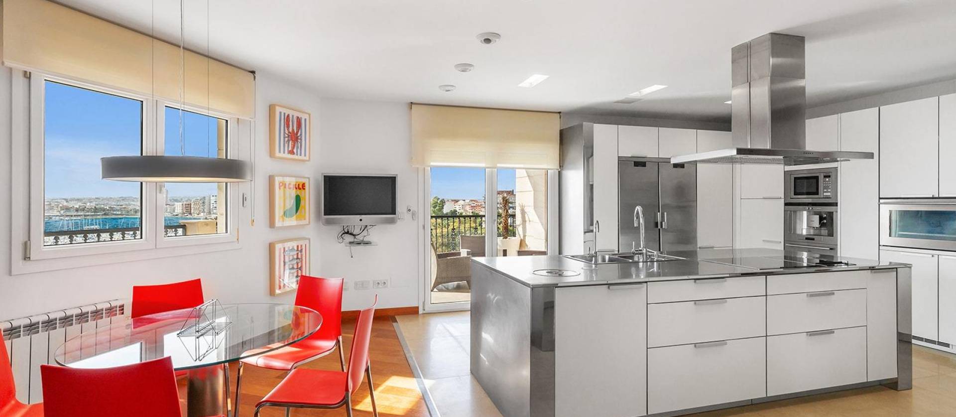 Sale - Apartment - Torrevieja - Paseo maritimo