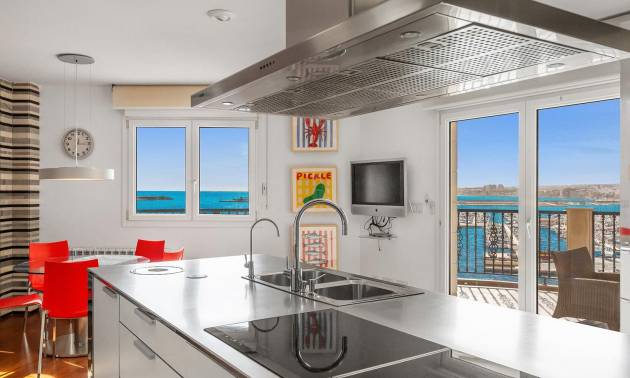 Sale - Apartment - Torrevieja - Paseo maritimo