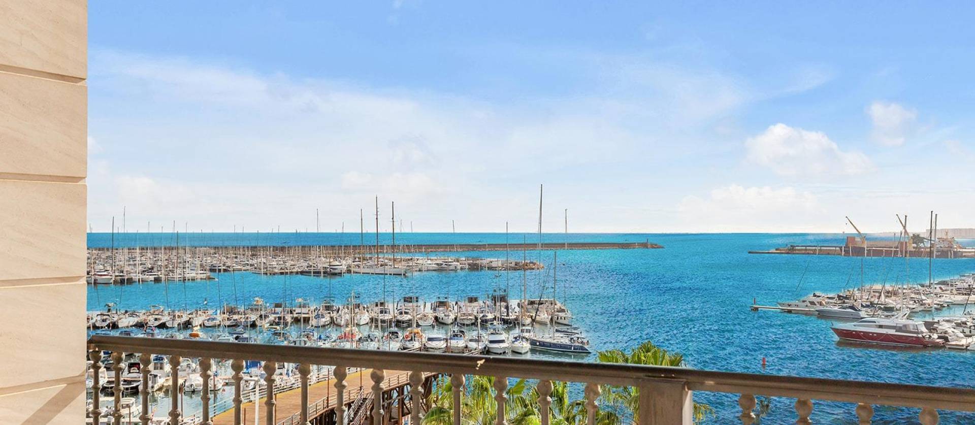 Sale - Apartment - Torrevieja - Paseo maritimo