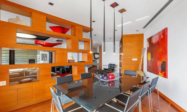 Sale - Apartment - Torrevieja - Paseo maritimo