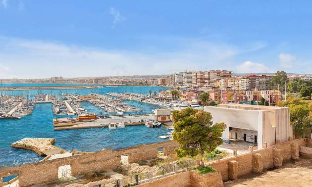 Sale - Apartment - Torrevieja - Paseo maritimo