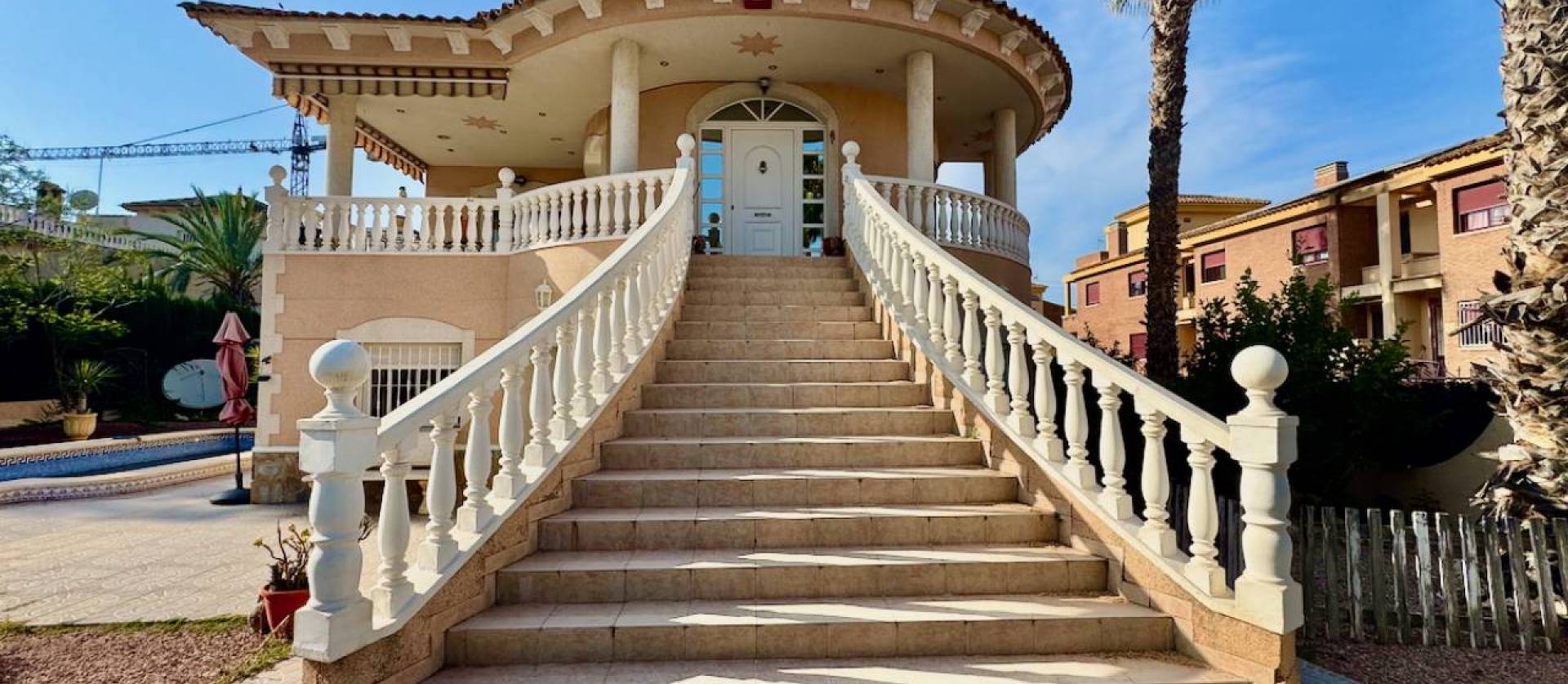 Bestaande woningen - Villa - Benferri