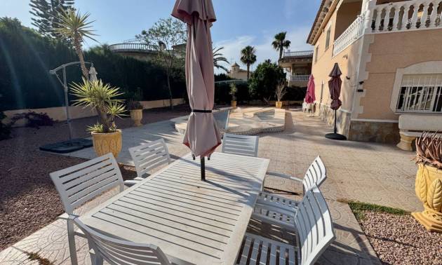 Bestaande woningen - Villa - Benferri