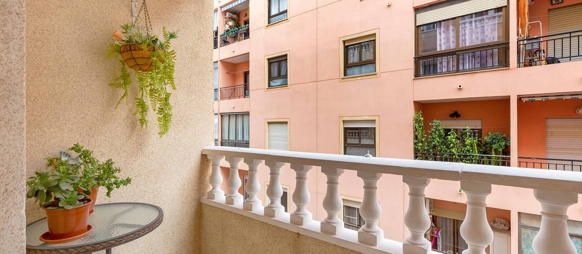 Sale - Apartment - Torrevieja - Centro