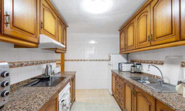 Sale - Apartment - Torrevieja - Centro
