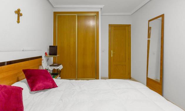 Sale - Apartment - Torrevieja - Centro