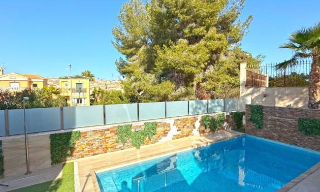 Sale - Villa - Orihuela Costa - Villamartín
