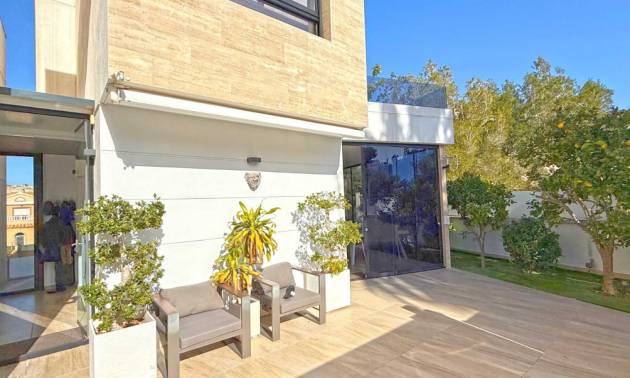 Sale - Villa - Orihuela Costa - Villamartín