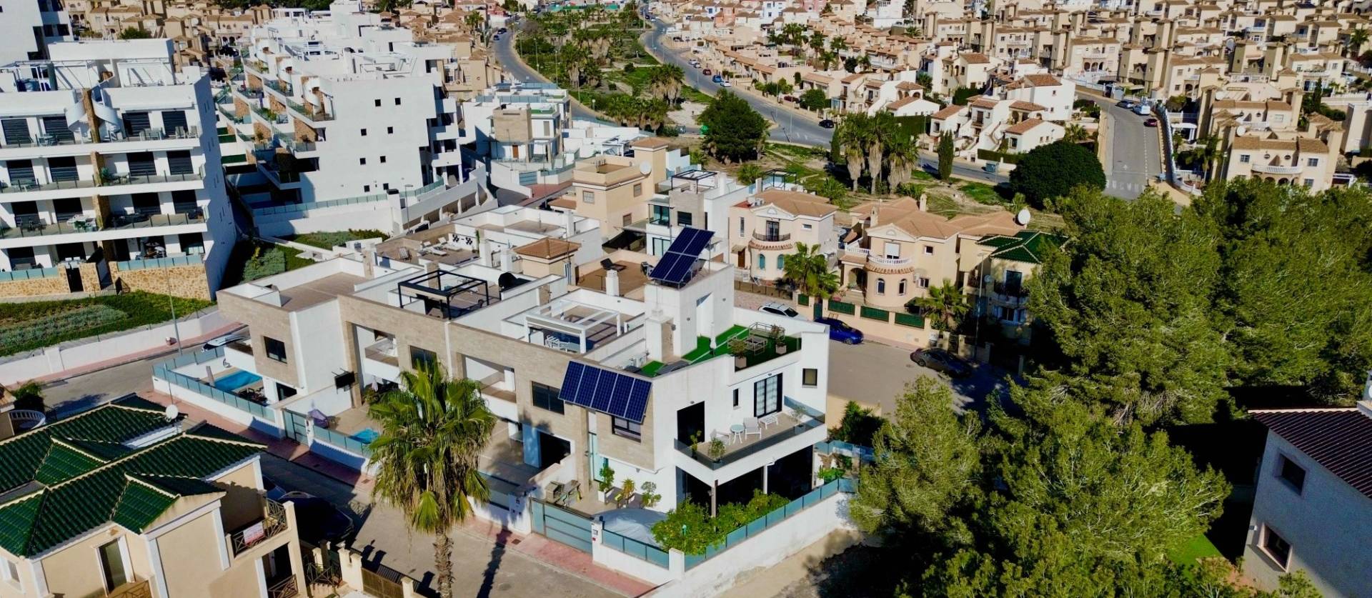 Sale - Villa - Orihuela Costa - Villamartín