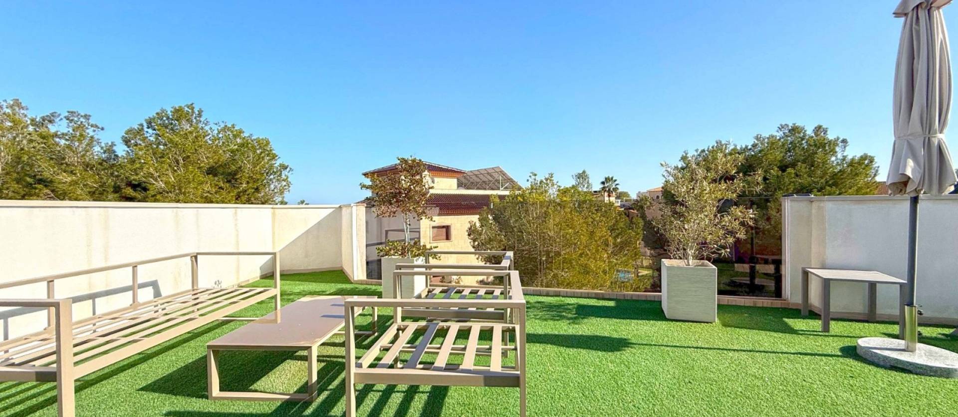 Sale - Villa - Orihuela Costa - Villamartín