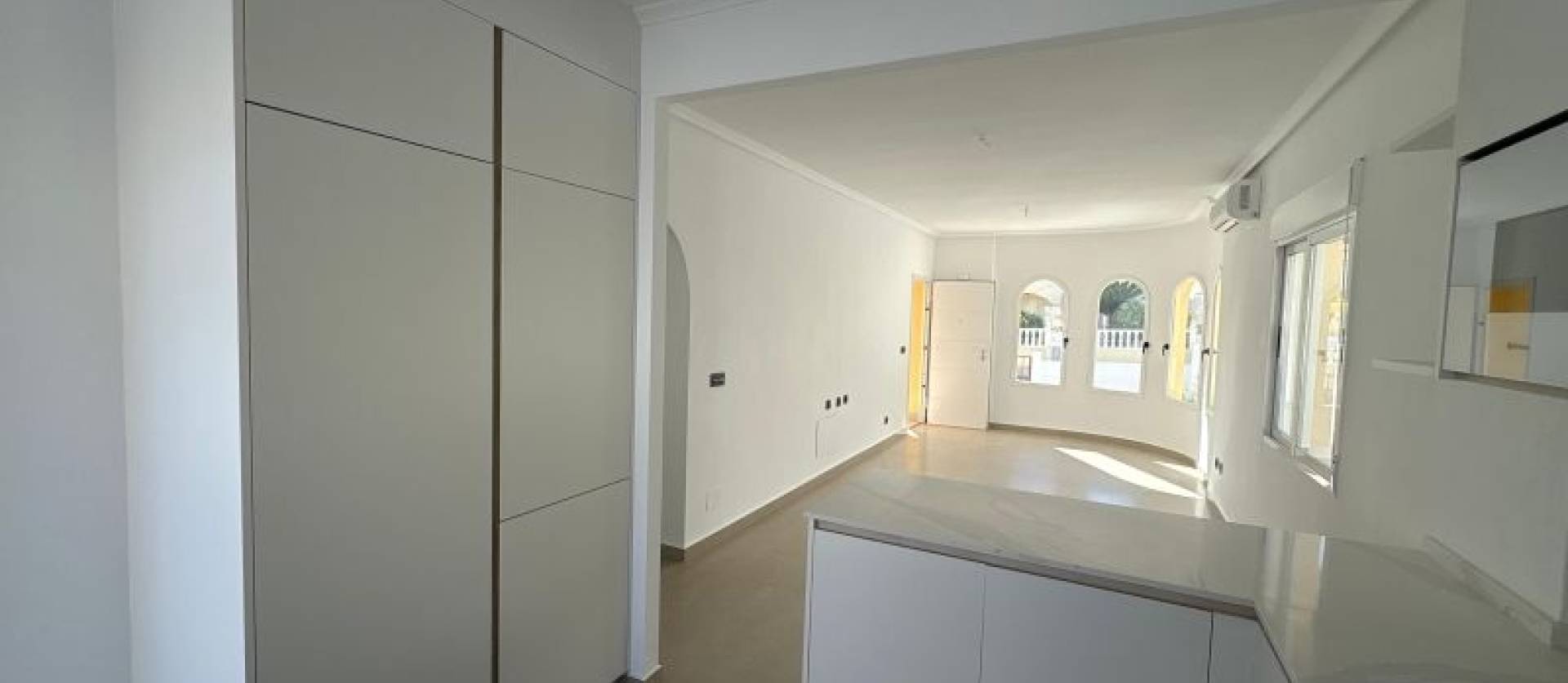 Sale - Villa - Algorfa