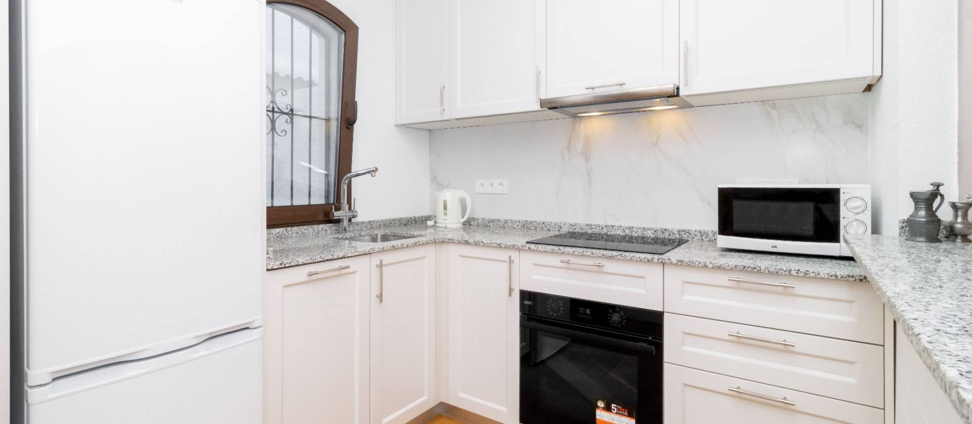 Sale - Townhouse - Orihuela Costa - La Zenia