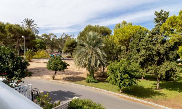 Sale - Townhouse - Orihuela Costa - La Zenia