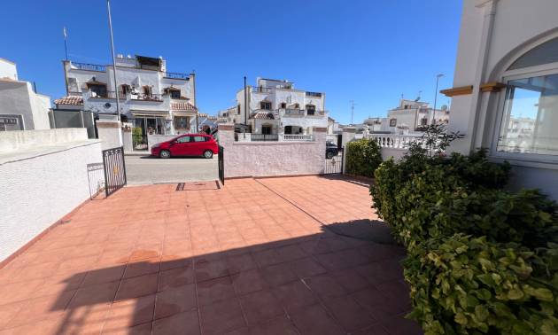 Revente - House - Entre Naranjo - Vistabella Golf