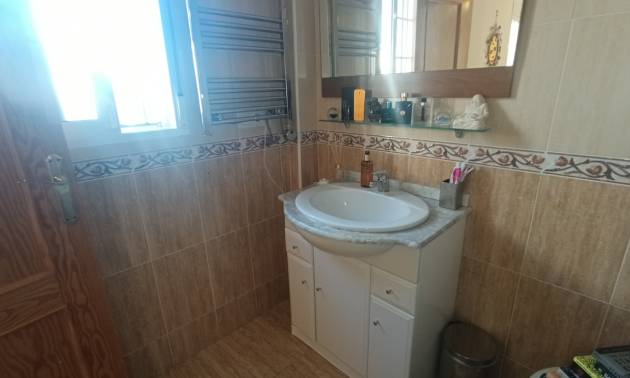 Revente - Villa - Avileses