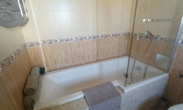 Revente - Villa - Avileses