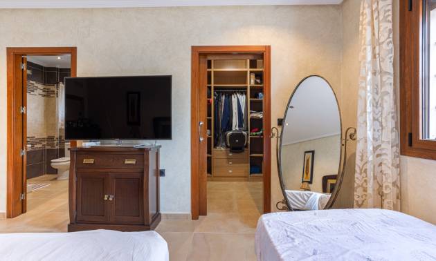 Revente - Villa - Los Montesinos - La Herrada