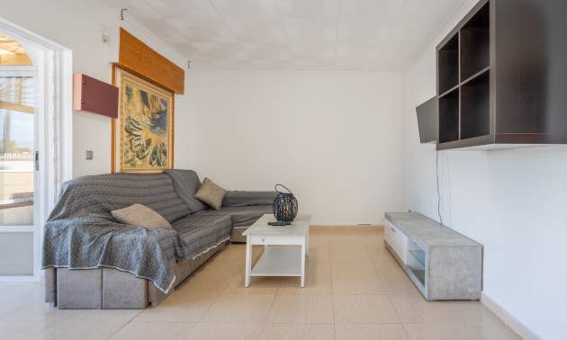 Venta - Villa - Torrevieja - Urbanización San Luis