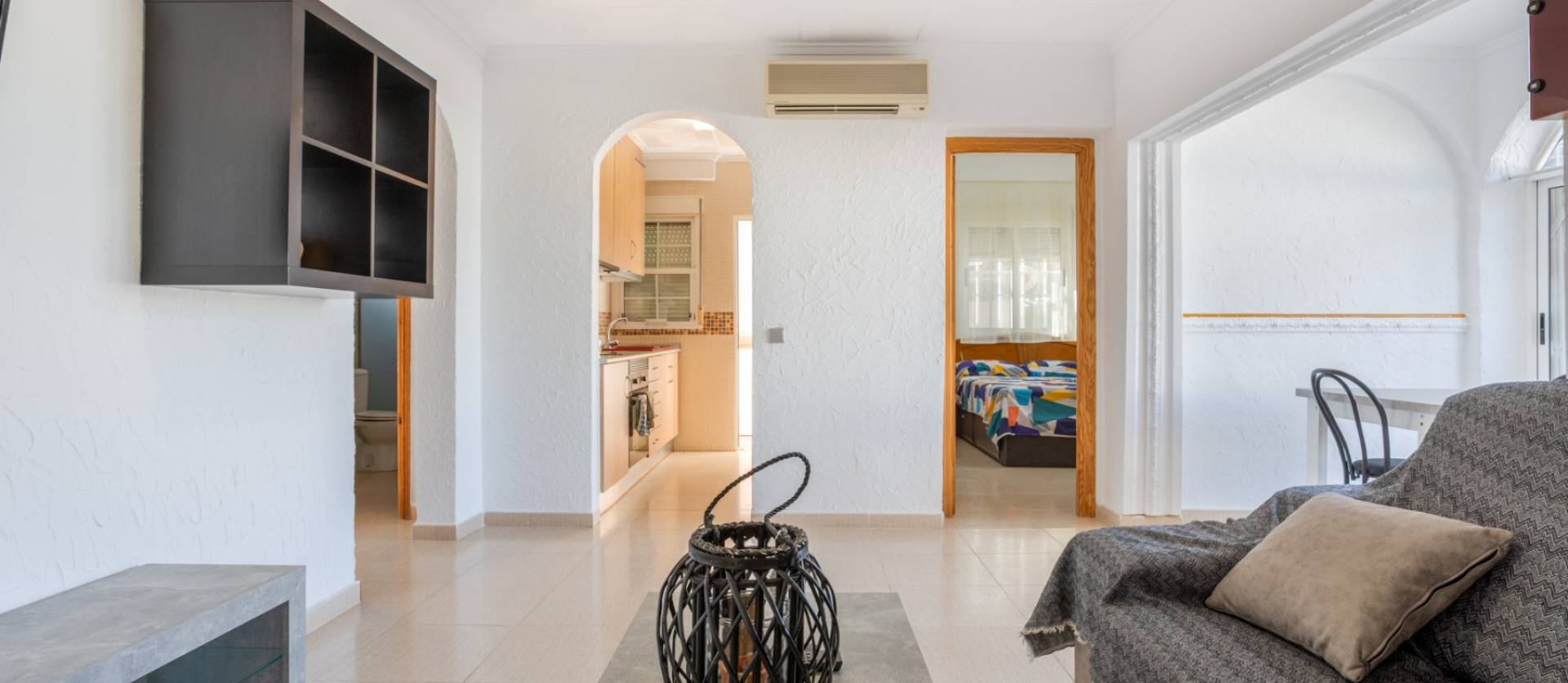 Venta - Villa - Torrevieja - Urbanización San Luis