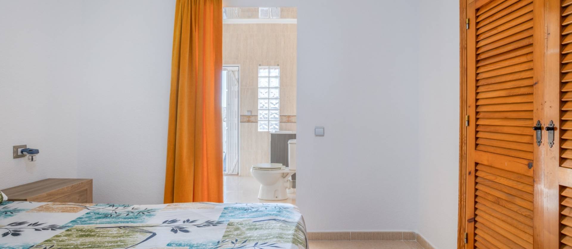 Venta - Villa - Torrevieja - Urbanización San Luis