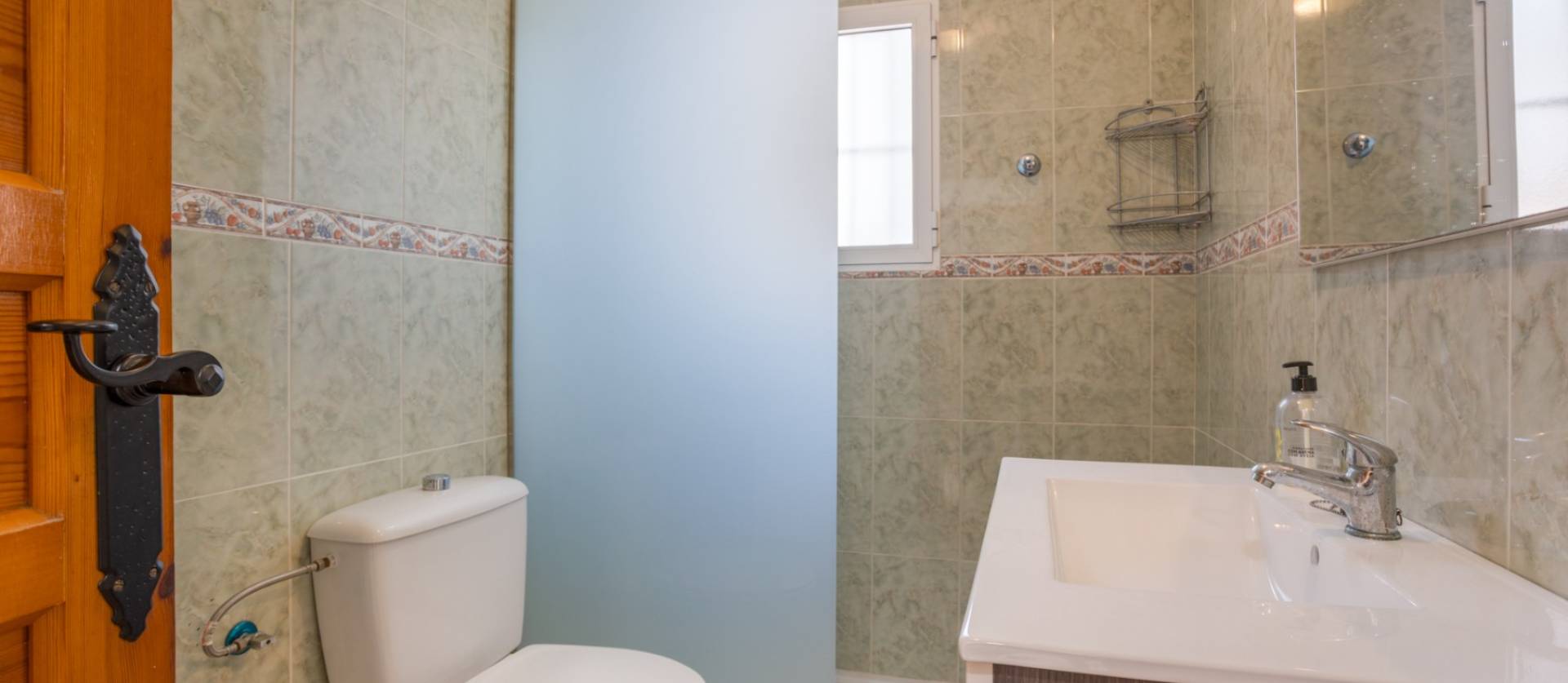 Venta - Villa - Torrevieja - Urbanización San Luis