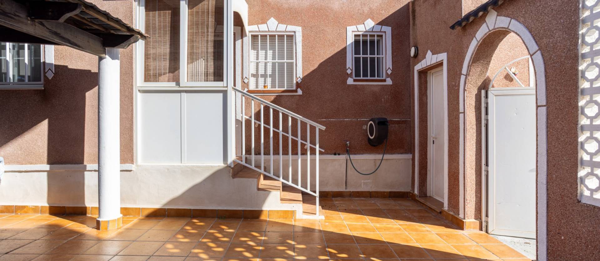 Venta - Villa - Torrevieja - Urbanización San Luis