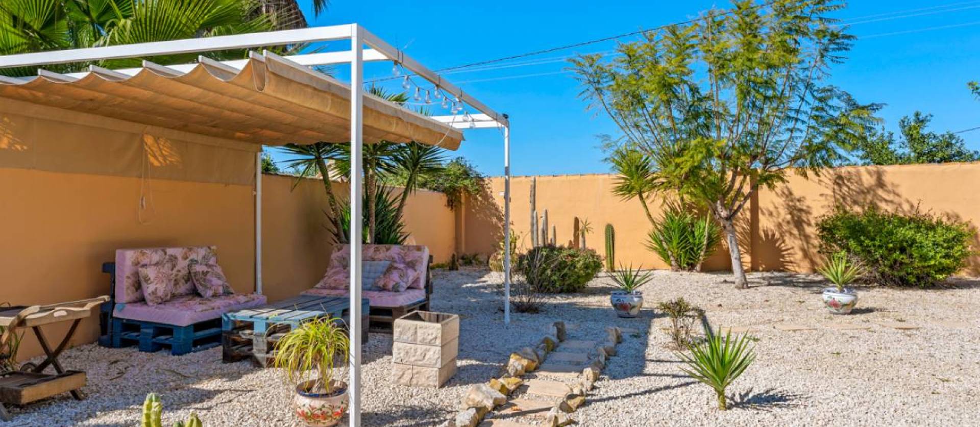 Sale - Country House - Rafal