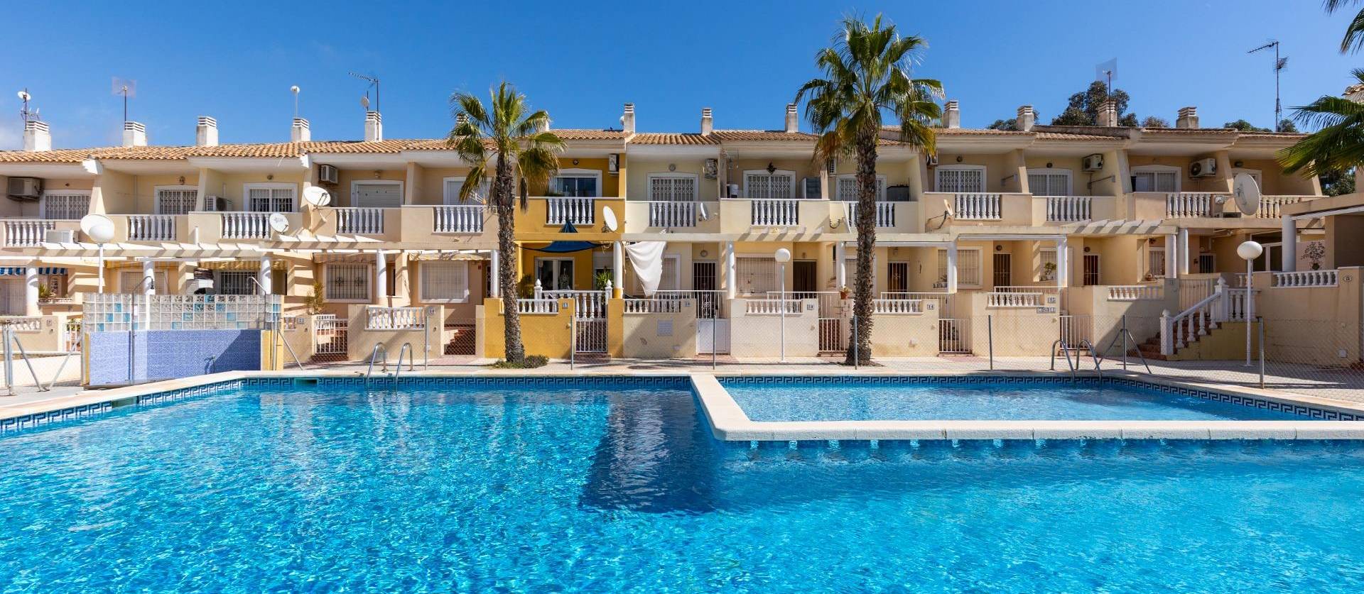 Sale - Bungalow - Guardamar del Segura - Urbanizaciones