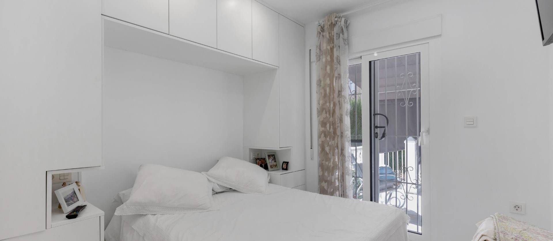 Sale - Bungalow - Guardamar del Segura - Urbanizaciones