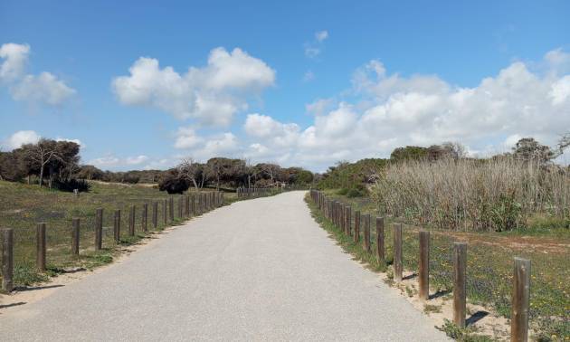 Sale - Bungalow - Guardamar del Segura - Urbanizaciones
