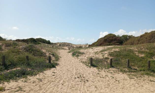 Sale - Bungalow - Guardamar del Segura - Urbanizaciones