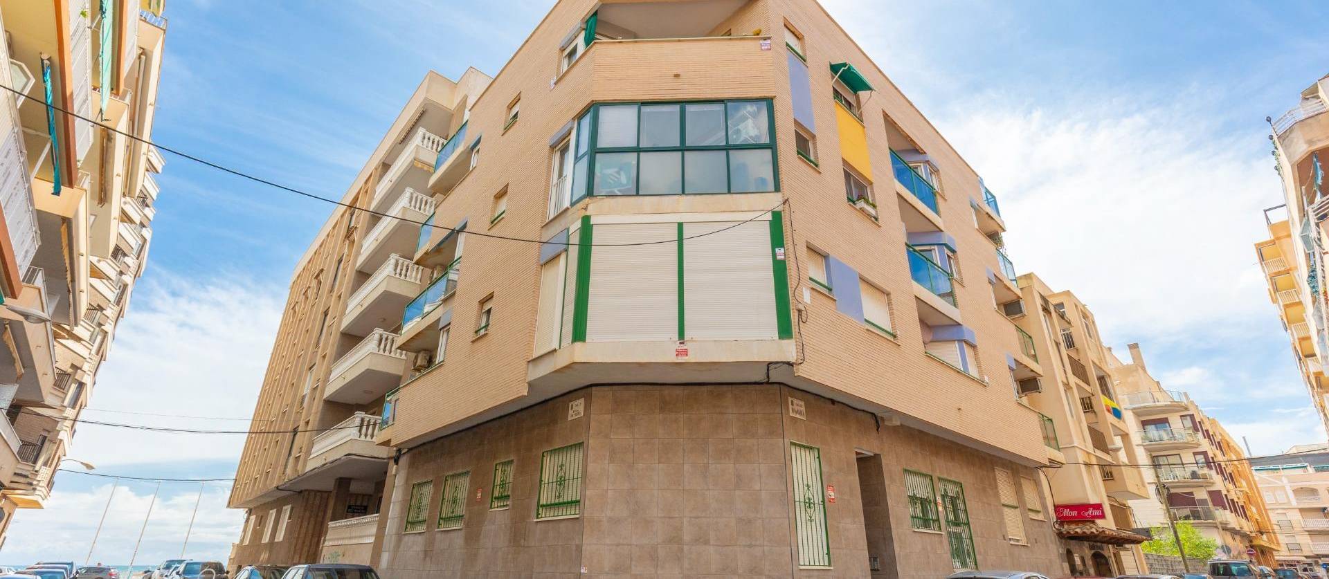 Sale - Apartment - Torrevieja - Playa de los locos