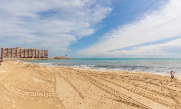 Sale - Apartment - Torrevieja - Playa de los locos