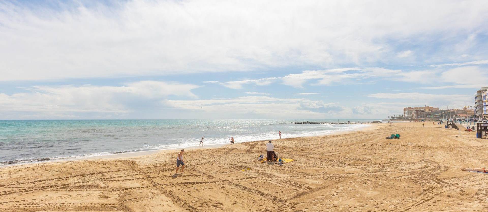 Sale - Apartment - Torrevieja - Playa de los locos