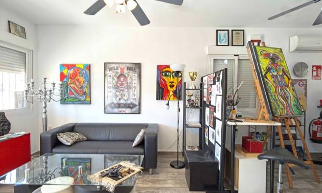 Sale - Bungalow - Orihuela Costa - La Zenia