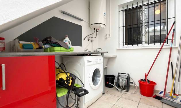 Sale - Bungalow - Orihuela Costa - La Zenia