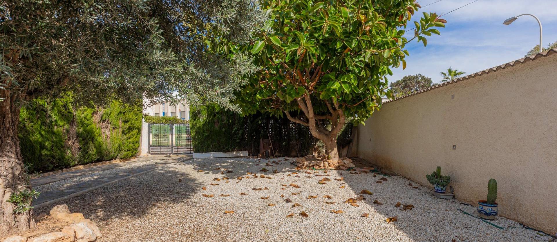 Sale - Villa - Torrevieja - El chaparral