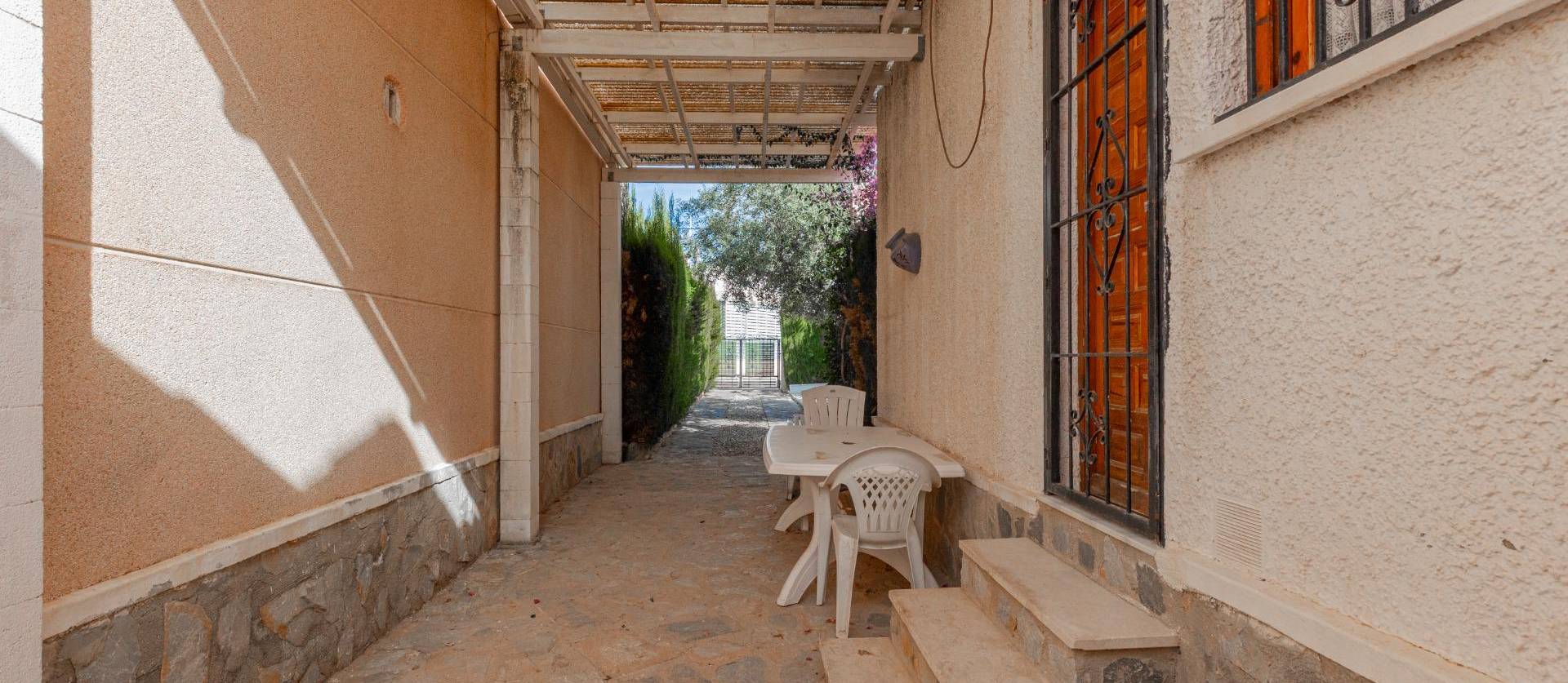 Sale - Villa - Torrevieja - El chaparral