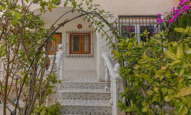 Sale - Villa - Torrevieja - El chaparral
