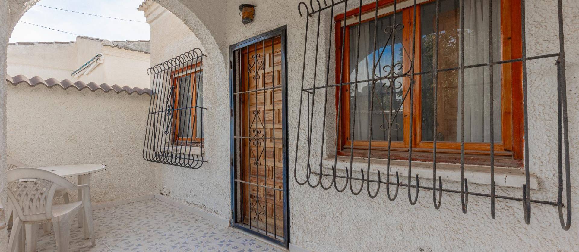 Sale - Villa - Torrevieja - El chaparral