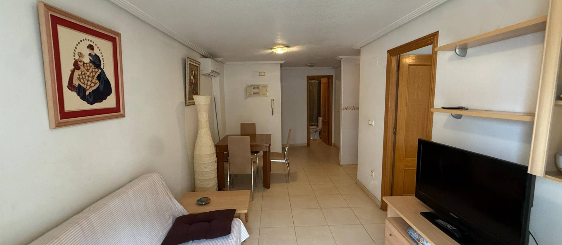 Sale - Apartment - Torrevieja - Centro