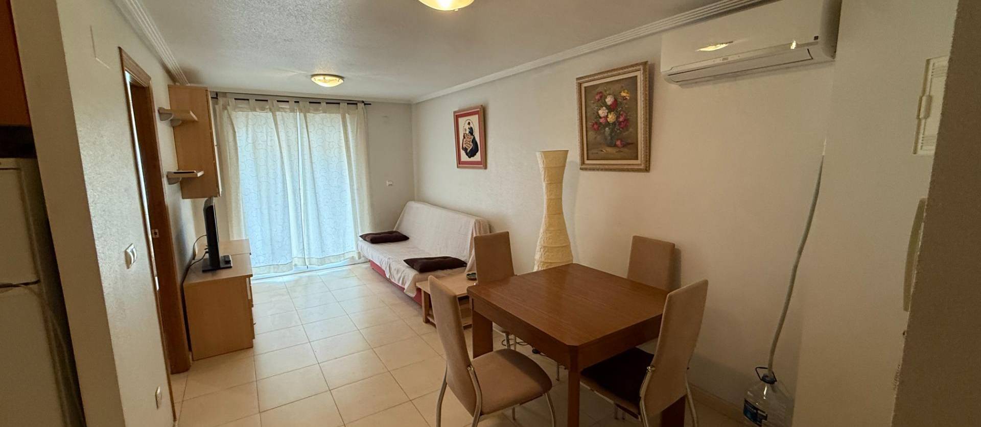 Sale - Apartment - Torrevieja - Centro