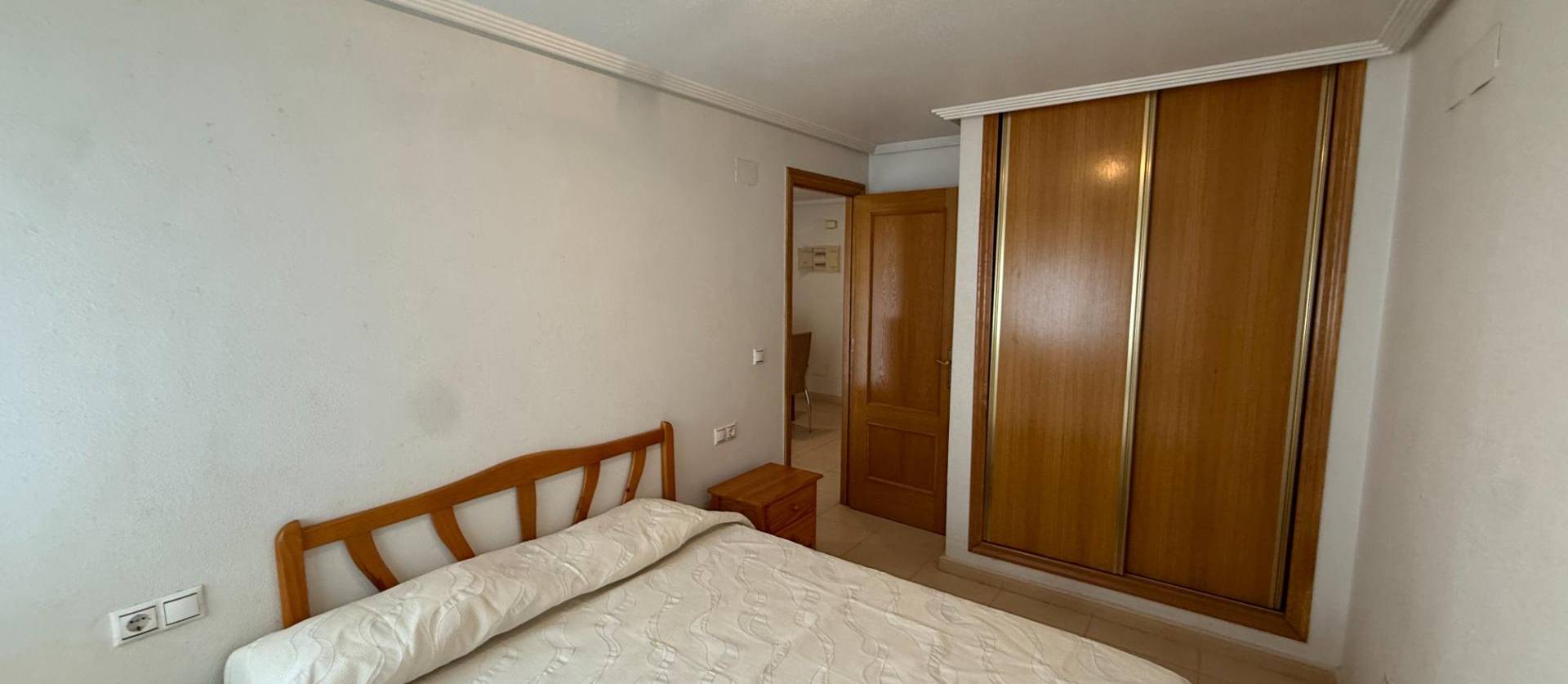 Sale - Apartment - Torrevieja - Centro