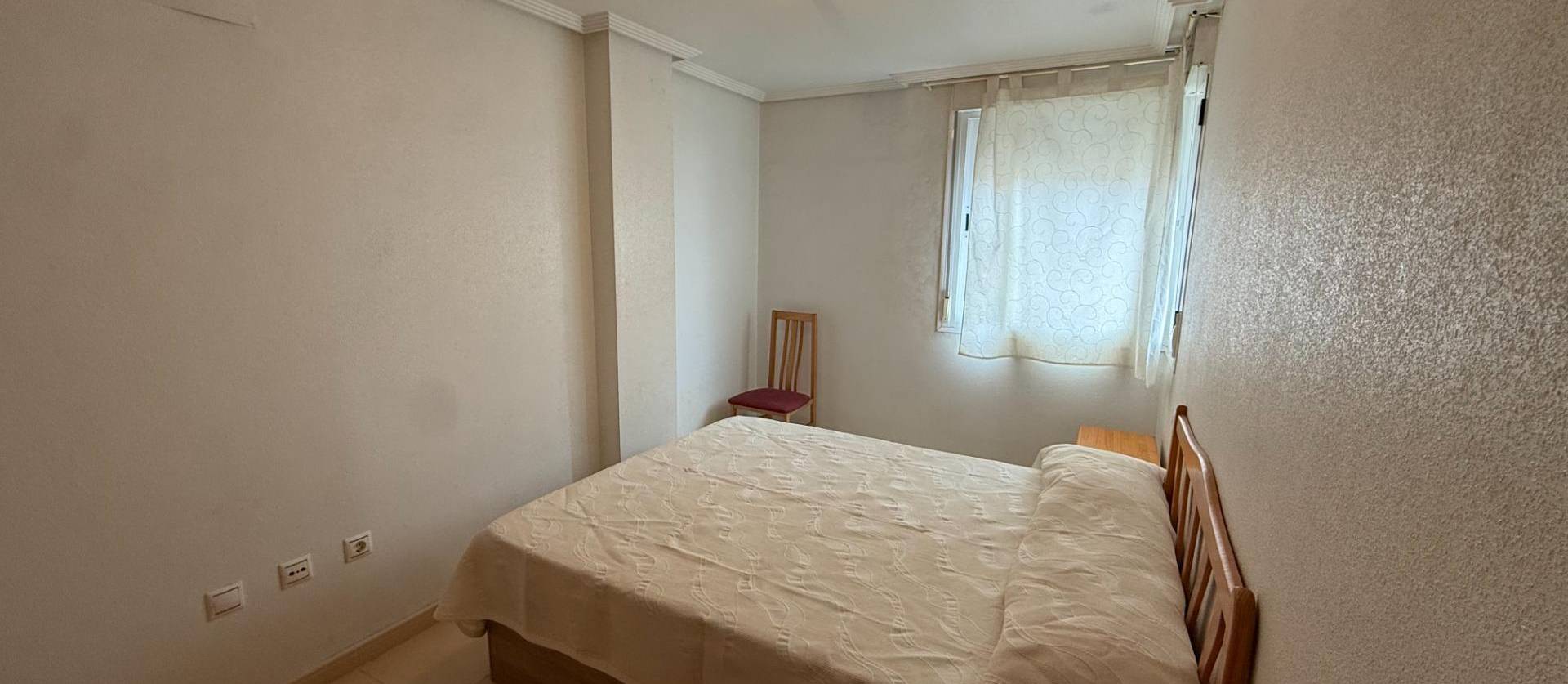 Sale - Apartment - Torrevieja - Centro