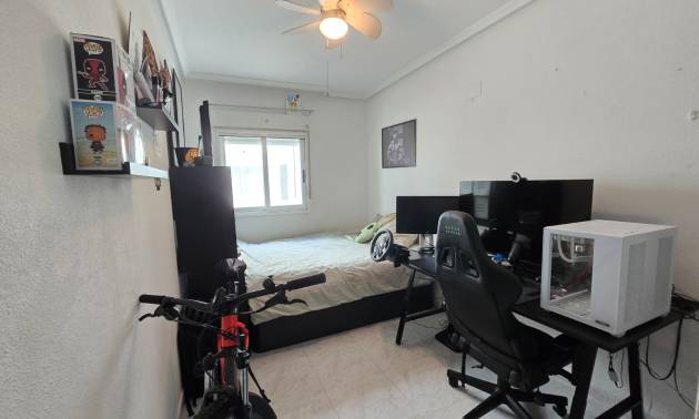 Revente -  - Los Montesinos *