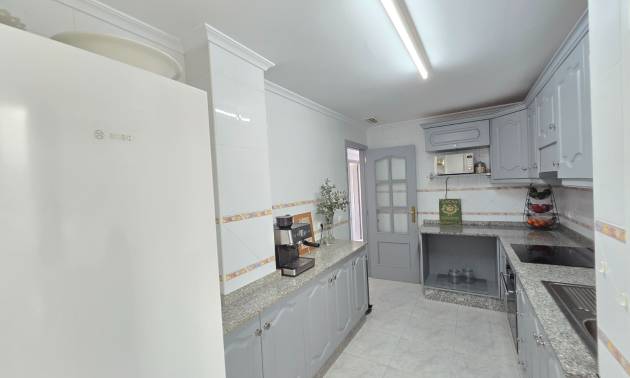 Revente -  - Los Montesinos *