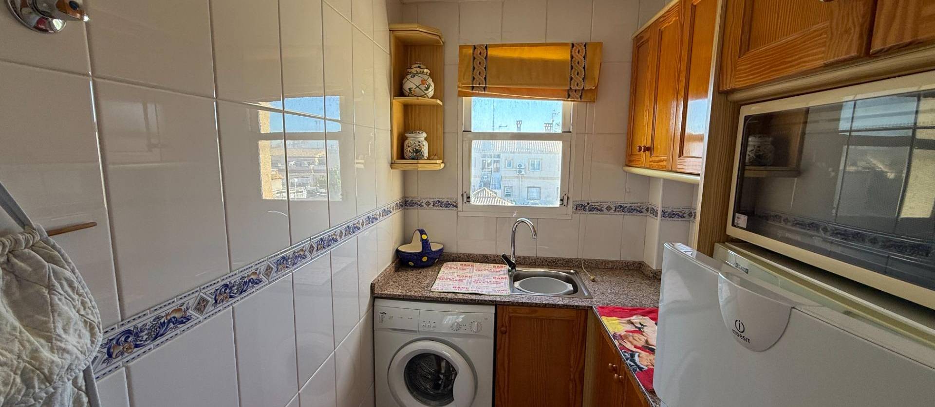 Sale - Bungalow - Torrevieja - Aguas Nuevas