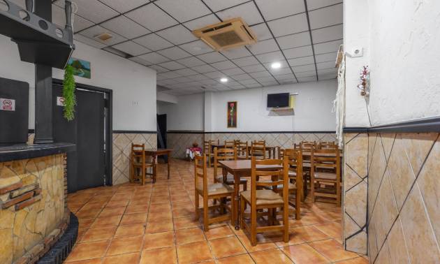 Venta - Comercial - Torrevieja - Estacion de autobuses