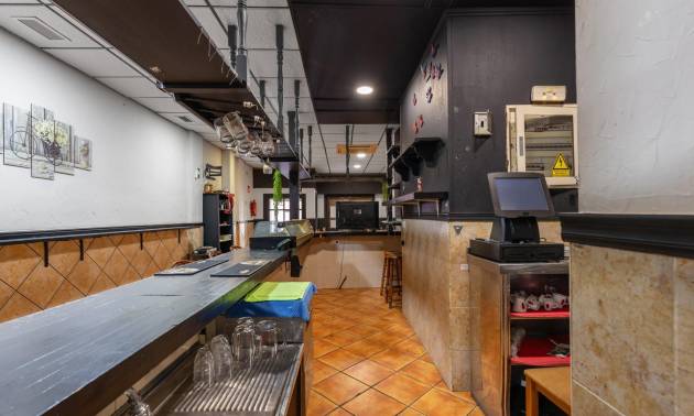 Venta - Comercial - Torrevieja - Estacion de autobuses