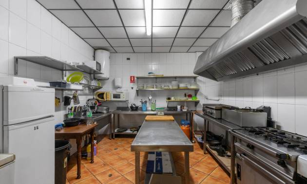 Venta - Comercial - Torrevieja - Estacion de autobuses